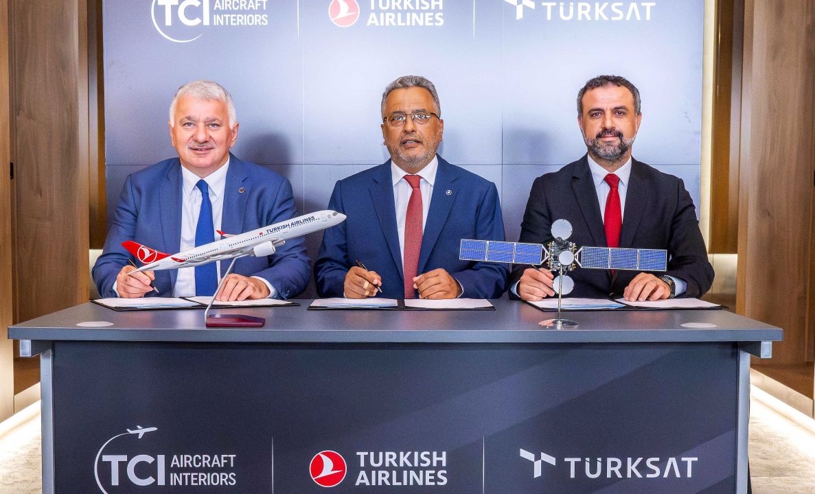 Turkish Airlines will offer free and unlimited Wi-Fi access on all of its planes, a unique service in the industry.